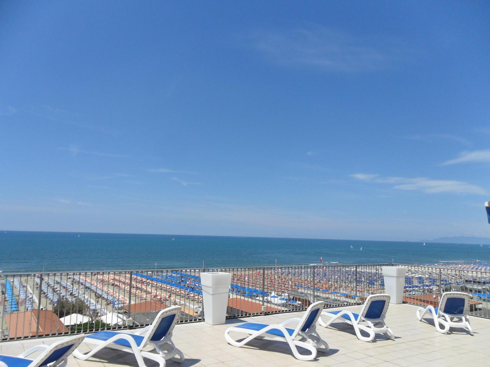 Dependance Dell'Hotel Sole E Mare Lido di Camaiore Exterior photo