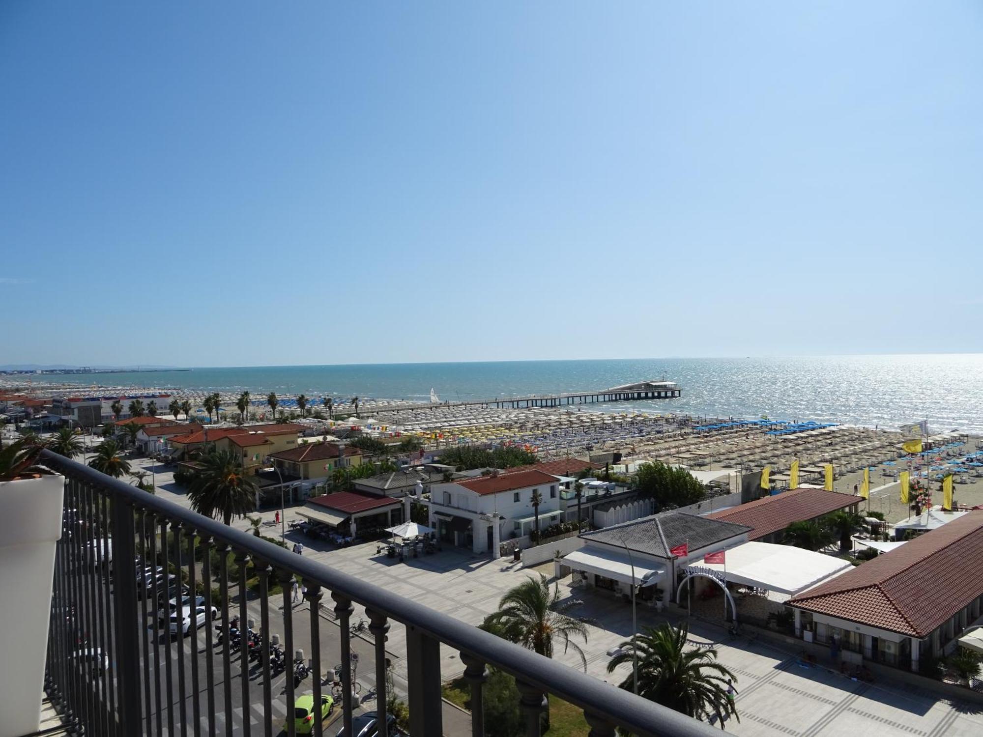 Dependance Dell'Hotel Sole E Mare Lido di Camaiore Exterior photo